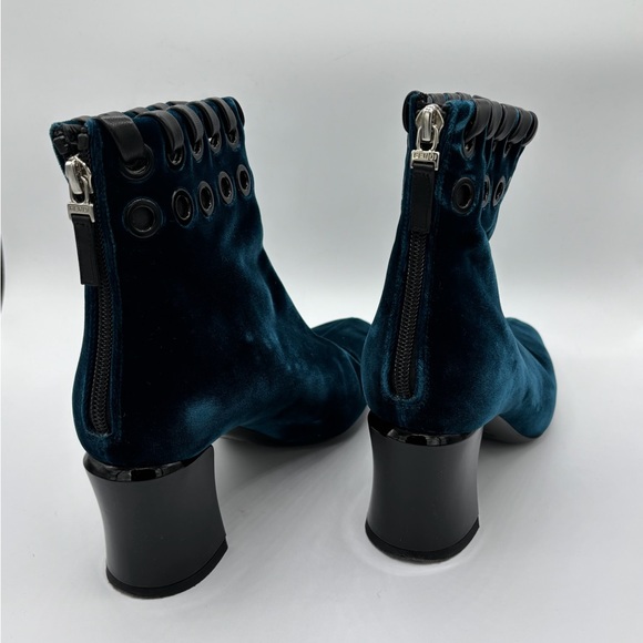 FENDI Velvet Boots - Picture 9 of 13